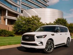 До России добрался обновленный Infiniti QX80