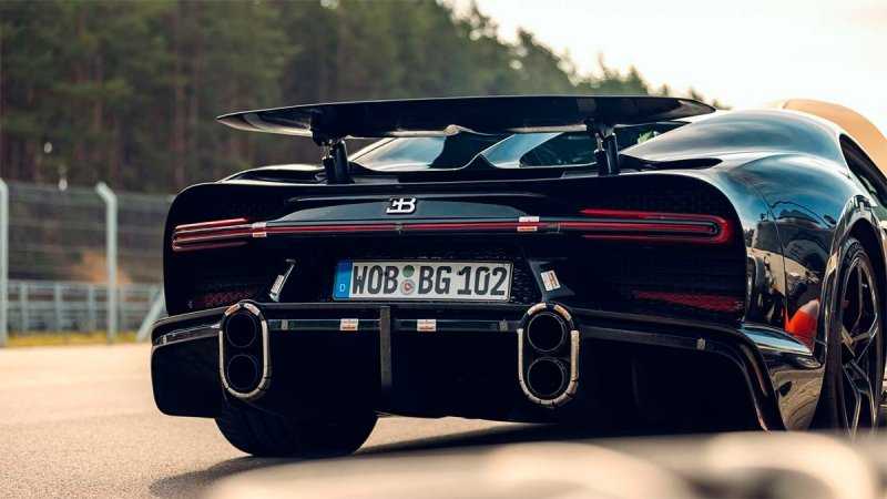 
            Bugatti разогнала новую версию Chiron до 440 км/ч во время тестов
        