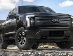 Электропикап Ford собрал 100 тысяч предзаказов за три недели