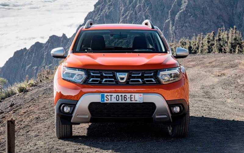 
            Кроссовер Dacia Duster обновился и получил роботизированную коробку
        