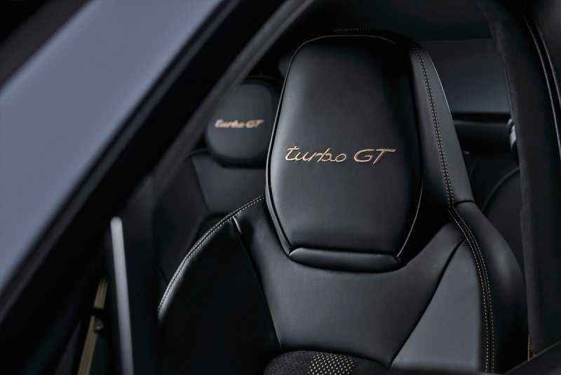 
            Porsche назвала российскую стоимость 640-сильного Cayenne GT
        
