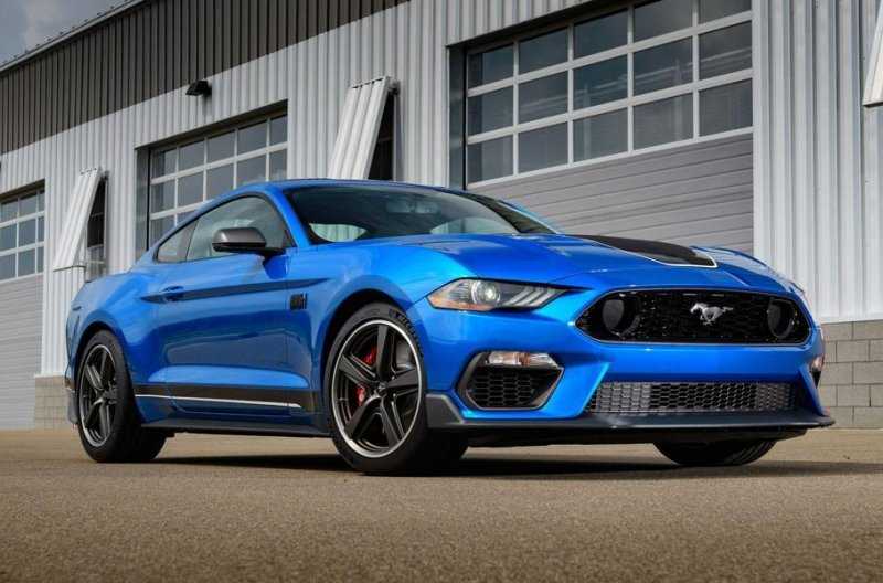 Ford собирает больше электрических Mustang, чем обычных