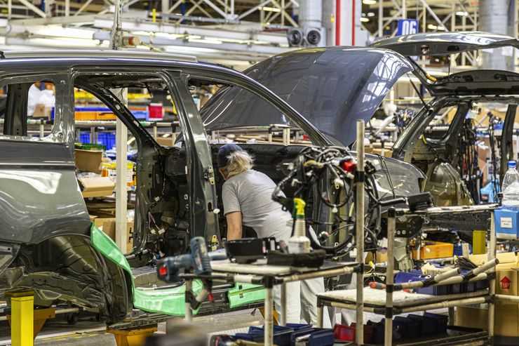 Как собирают в России обновленный внедорожник Mitsubishi Pajero Sport