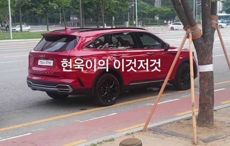 Kia Sorento примерил новый логотип