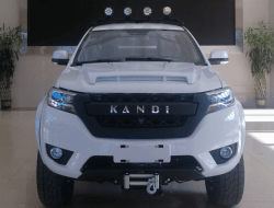 Китайская компания сделала для США мотовездеход размером с обычный внедорожник