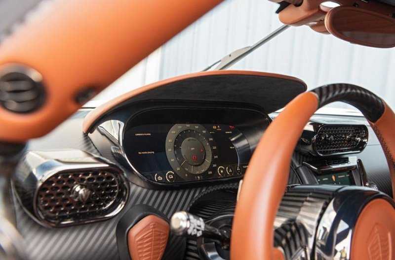 Koenigsegg заново изобрела обновления «по воздуху»