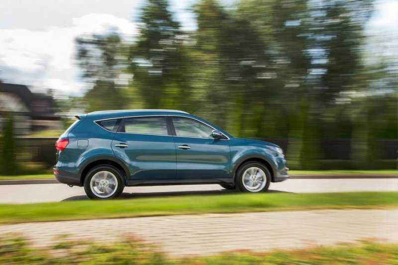 Кроссовер DFM 580 вернулся в Россию с подросшим ценником