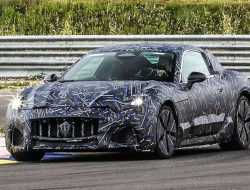Maserati опубликовала первые фотографии нового купе GranTurismo