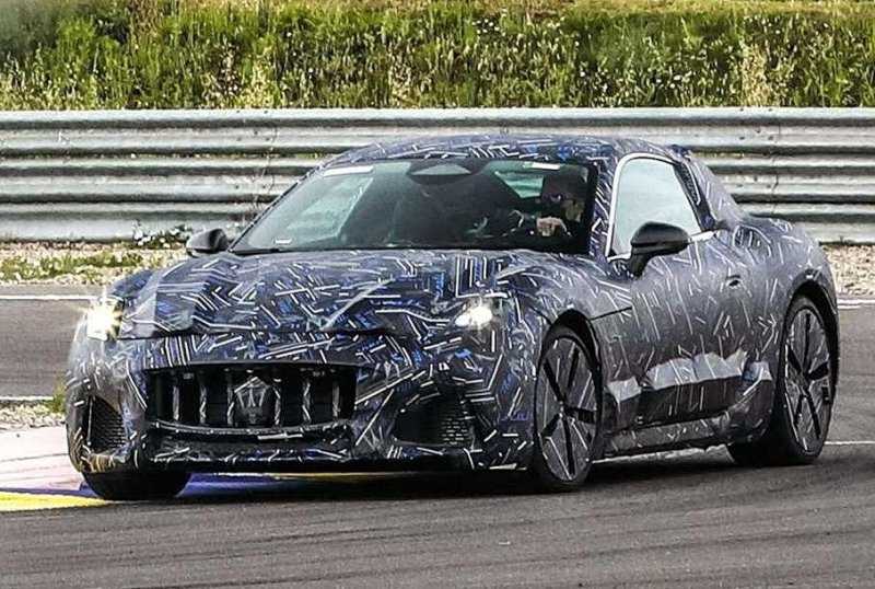 Maserati опубликовала первые фотографии нового купе GranTurismo