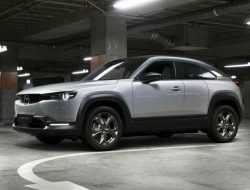 Mazda выпустит 13 электрокаров и гибридов в течение четырех лет