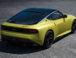 Nissan рассекретил дату премьеры нового спорткара