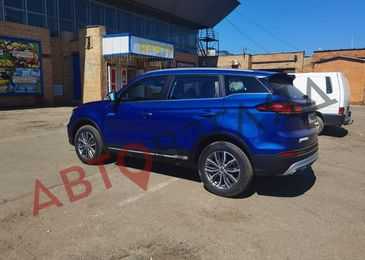 Новые кроссоверы Geely Atlas Pro «застукали» до официального старта продаж