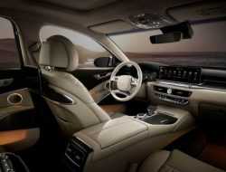 Огромный экран и сканер отпечатков пальцев: Kia раскрыла интерьер обновленного K9