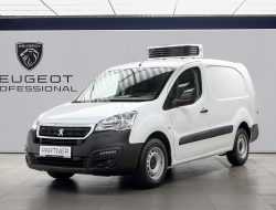 Peugeot Partner всерьез решил отнять долю рынка у LADA Largus