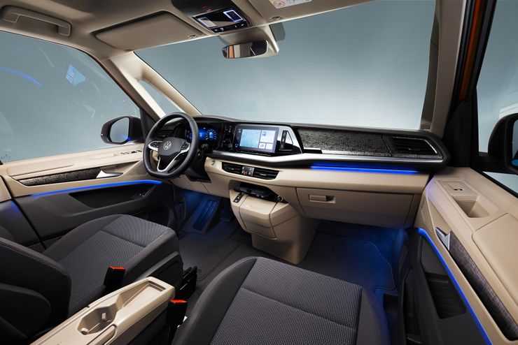 Почему новый Volkswagen Multivan оказался не таким, как все ждали