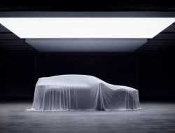 Polestar показала первое изображение нового электрического кроссовера
