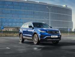 Раскрыты комплектации Geely Atlas Pro для России