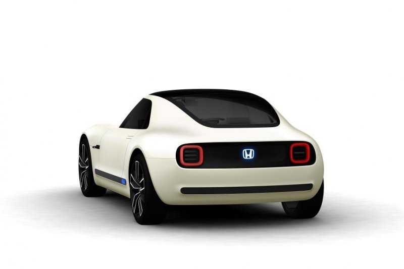 Раскрыты сроки появления серийного Honda Sports EV