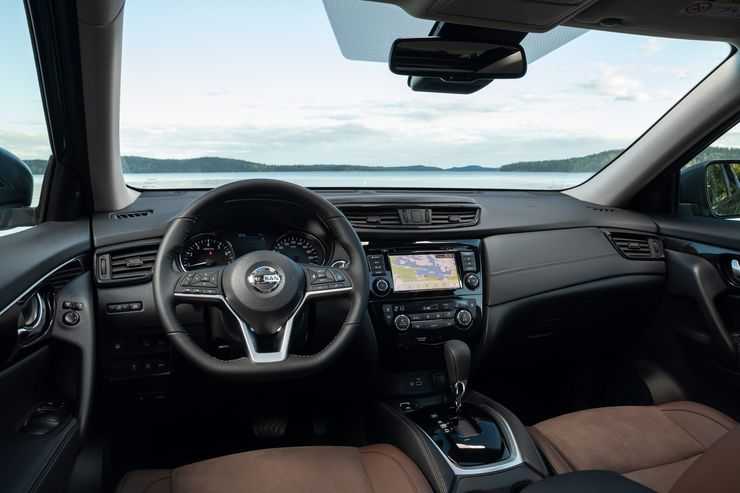 Сам себе хозяин: первый тест-драйв Nissan Qashqai и X-Trail с автопилотом