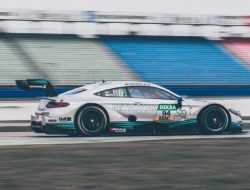 Семилетний гоночный Mercedes-AMG, побеждавший на Нюрбургринге, продают по цене Bugatti Veyron