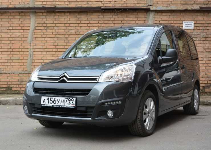 Тест-драйв Citroёn Berlingo Multispace: «умный» компактвэн для семьи
