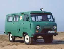 В России подорожали УАЗ «Буханка» и «Профи»