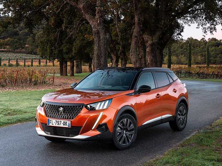 В Россию привезли самый мощный Peugeot 2008