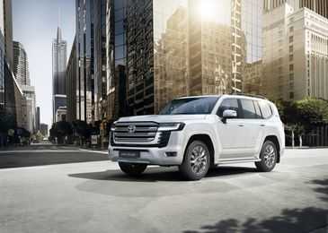 Все о новейшем Toyota Land Cruiser 300 для России