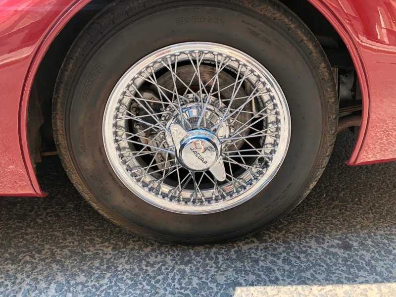
            Редкий спортивный Jaguar 1956 года выставили на продажу за ₽9 млн
        