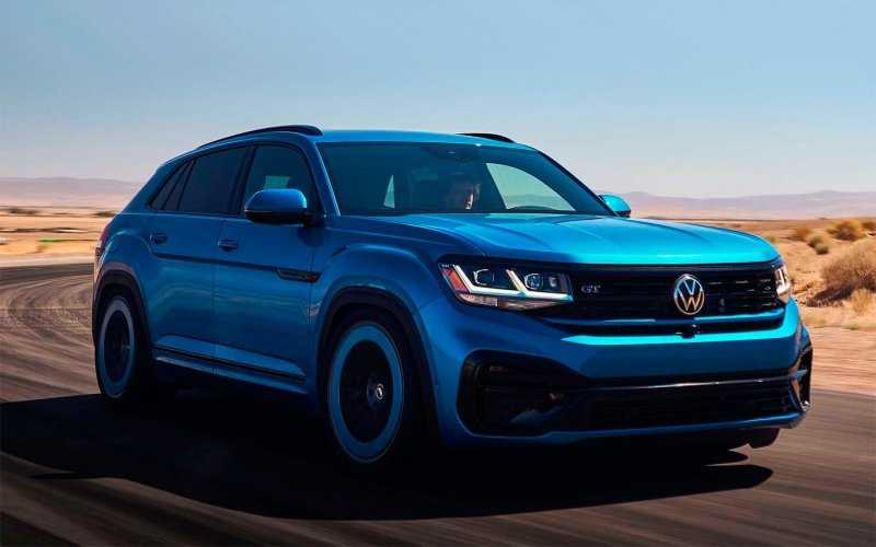 
            У большого кроссовера Volkswagen Atlas появилась 300-сильная версия
        
