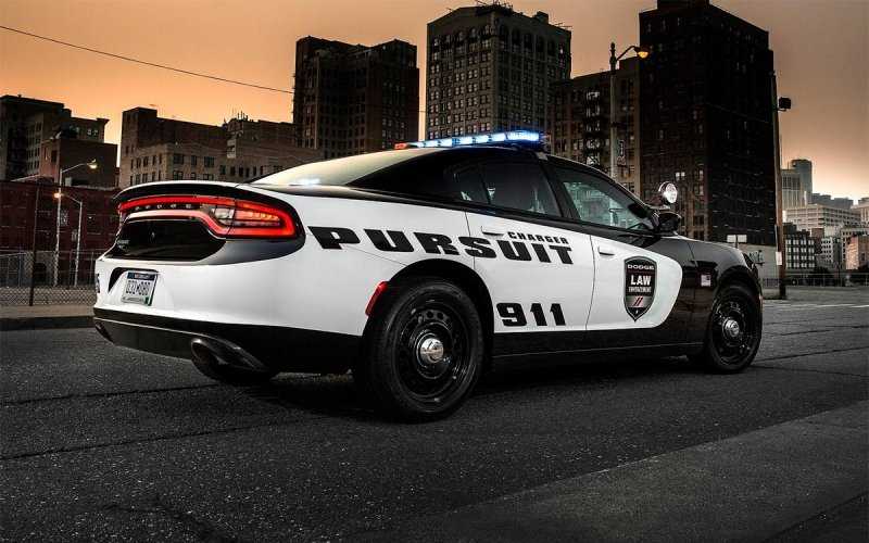 
            Dodge Charger превратили в полицейский автомобиль Австралии. Фото
        