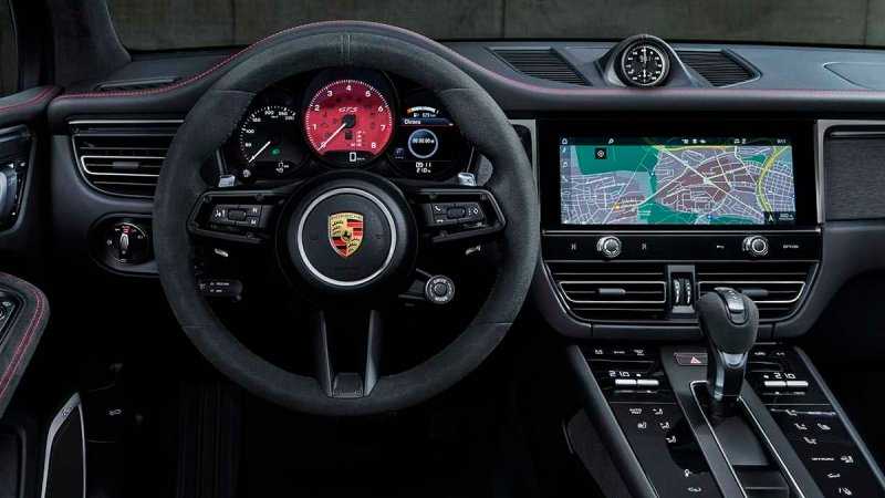 
            Porsche представил обновленный кроссовер Macan и назвал российские цены
        