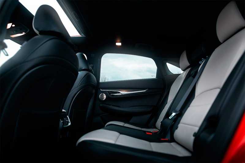 
            Infiniti назвала российскую стоимость преемника кроссовера FX
        