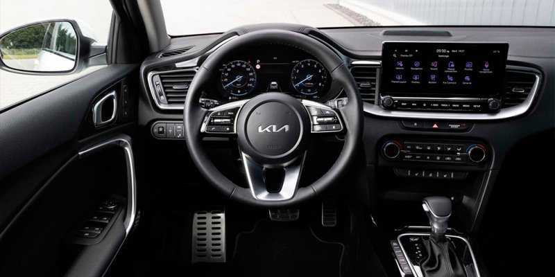 
            Kia представила обновленное семейство Ceed
        