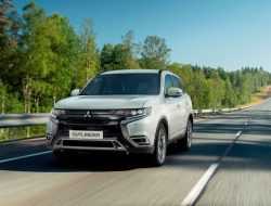 Mitsubishi назвала цены на обновленный Outlander для России