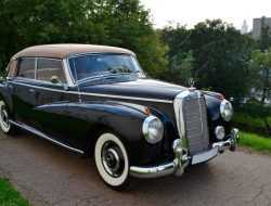 Редкий Mercedes-Benz 1953 года выставили на продажу за ₽21,7 млн. Фото