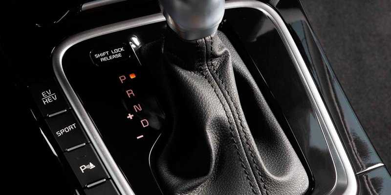 
            Kia представила обновленное семейство Ceed
        
