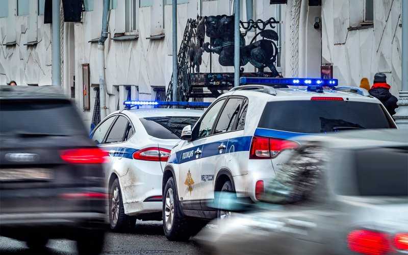 
            В ГИБДД рассказали о новых патрульных машинах и их оснащении
        