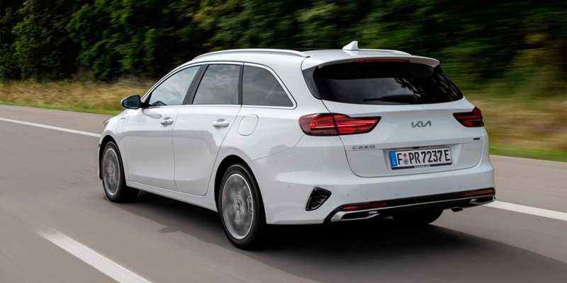 
            Kia представила обновленное семейство Ceed
        