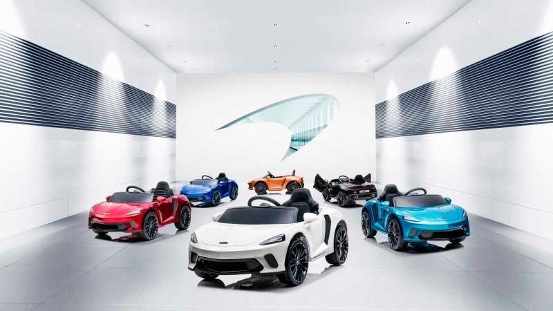 
            McLaren представил «детский» суперкар GT Ride-On
        