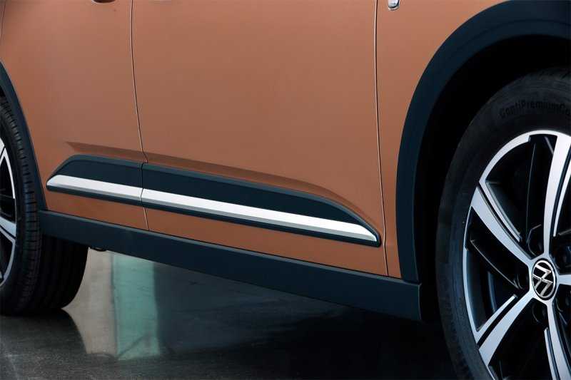 
            Volkswagen выпустил вседорожную версию нового Caddy
        
