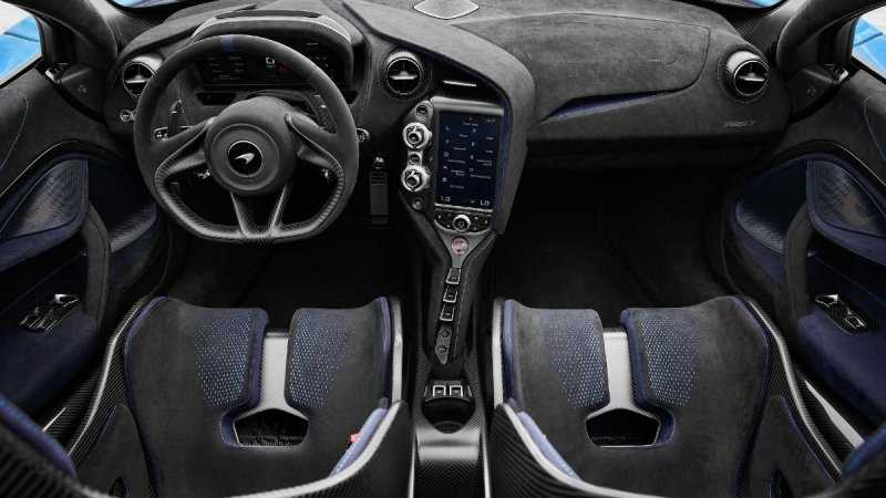 
            McLaren представил самый мощный родстер в своей истории
        