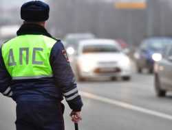 В ГИБДД рассказали, что будет, если посадить за руль ребенка