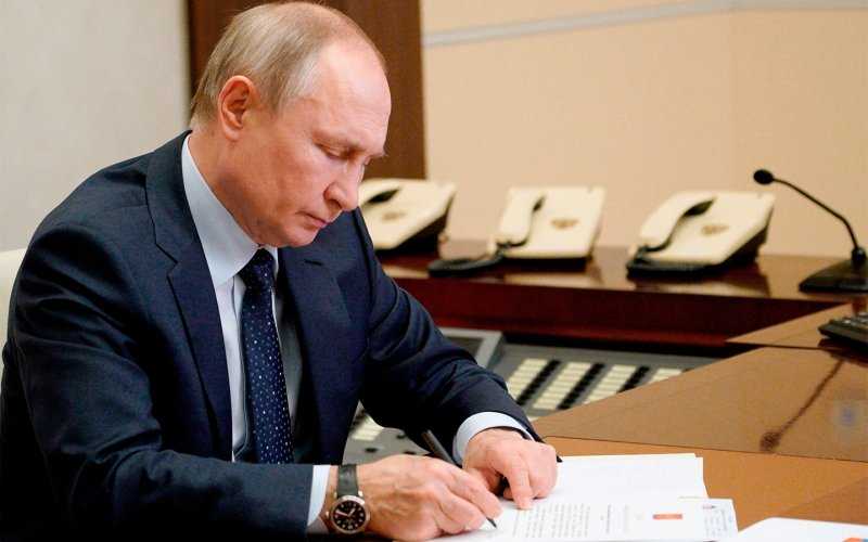 
            Путин ужесточил наказание для пьяных водителей
        