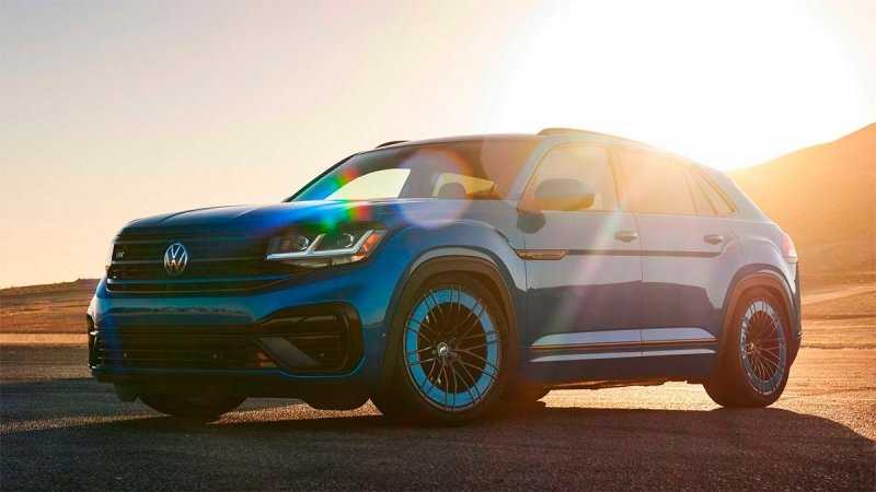 
            У большого кроссовера Volkswagen Atlas появилась 300-сильная версия
        