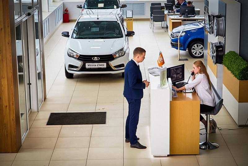 АвтоВАЗ поднял цены на автомобили четвертый раз за год
