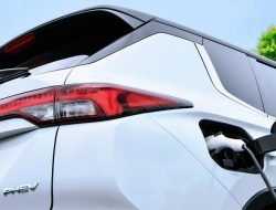 Mitsubishi анонсировала гибридный Outlander нового поколения