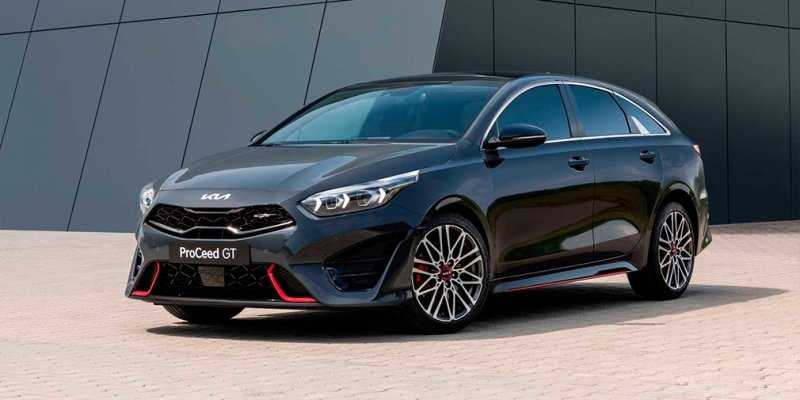 
            Kia представила обновленное семейство Ceed
        