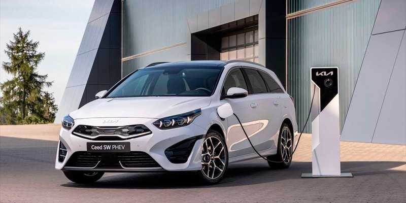 
            Kia представила обновленное семейство Ceed
        