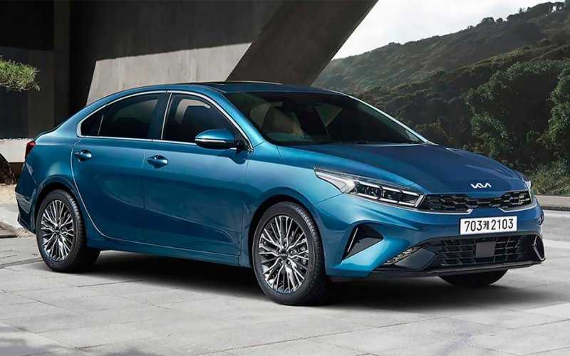 
            Обновленный Kia Cerato доберется до России в сентябре
        
